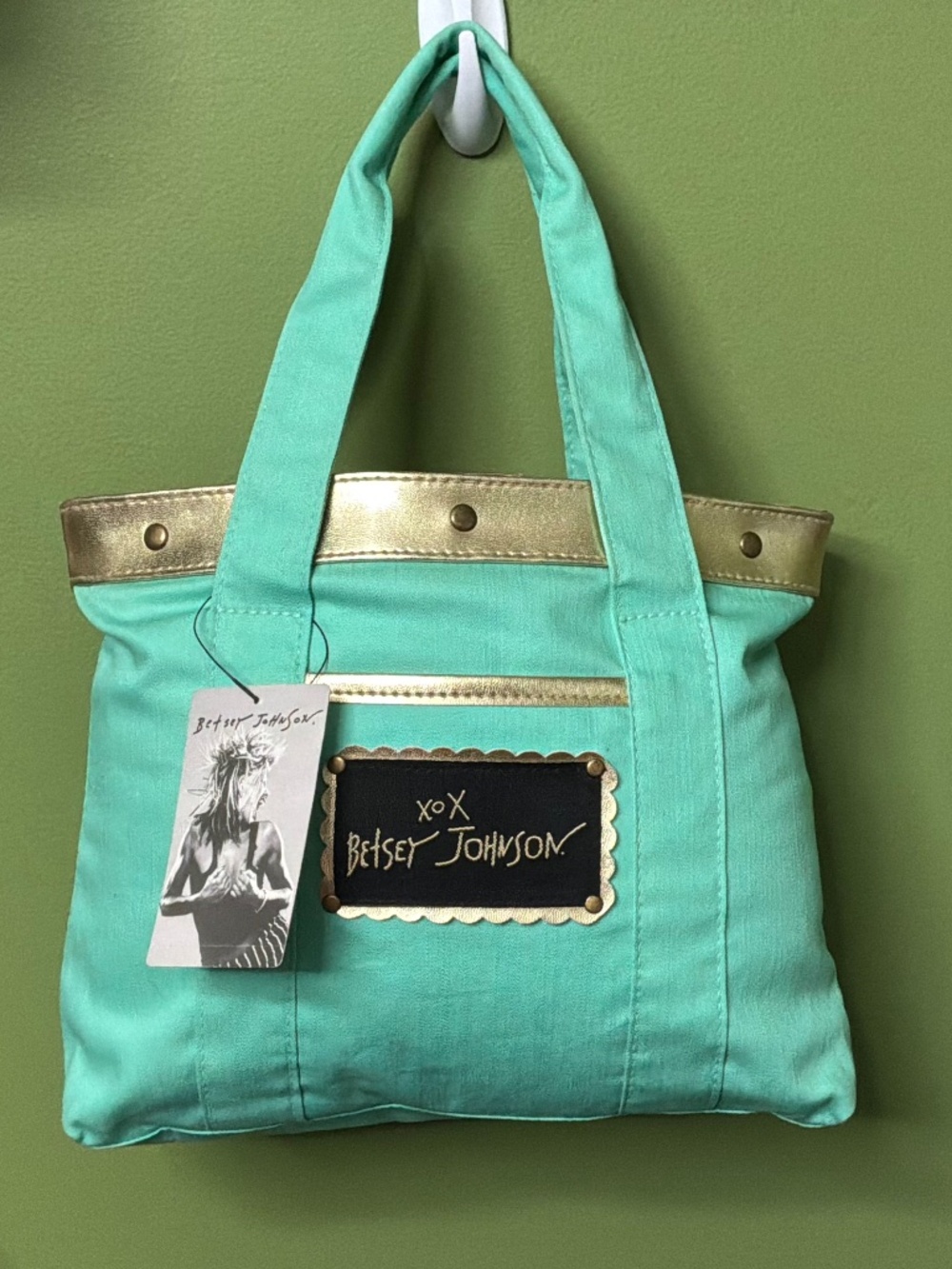 NWT Betsey Johnson XOX teal & cheetah bag